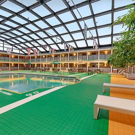 Best Western Green Bay Inn And Conference Center Экстерьер фото