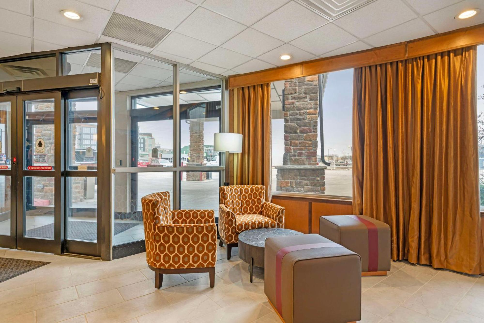 Best Western Green Bay Inn And Conference Center Экстерьер фото