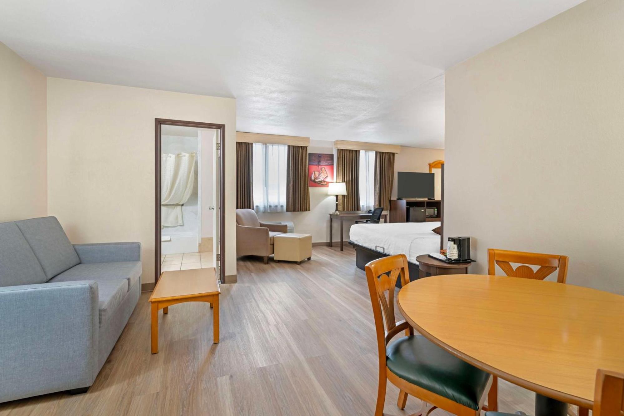 Best Western Green Bay Inn And Conference Center Экстерьер фото